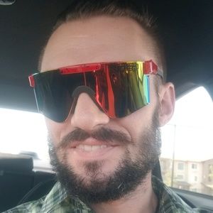 Meet your Posher, Philip